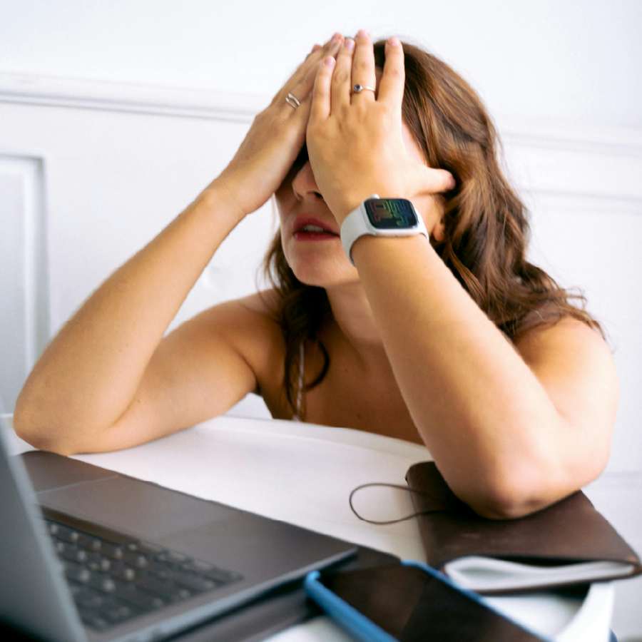 Gefrustreerd door je website Een goede SEO specialist maakt van je website een goed geoliede verkoopsmachine.